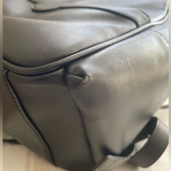 Guess Kimball Backpack - Picture 7 of 10